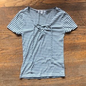 aeropostale teal and white t-shirt with laces